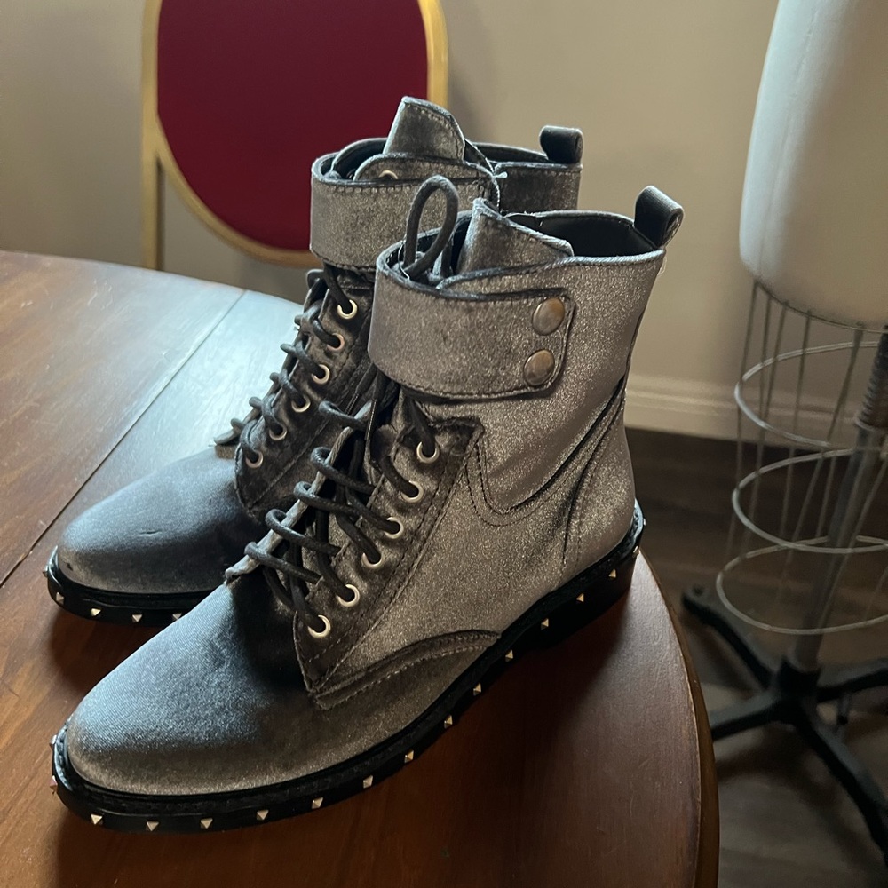 Vince camuto soft suede boots
